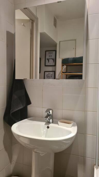 Emplacement Exceptionnel Et Rare Paris Suresnes Longchamp Exterior photo